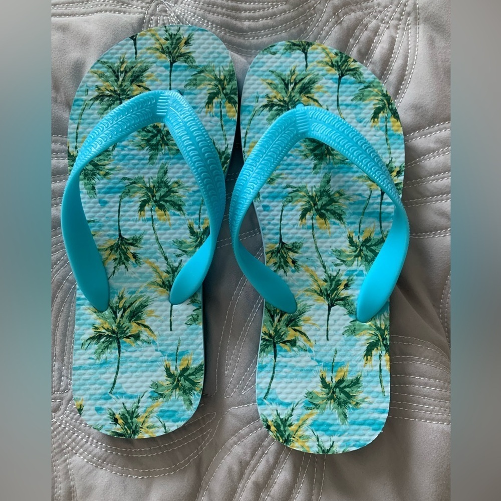 Old navy flip flops girls kids size 1Y-2Y brand new palm trees blue sandals shoe - Picture 8 of 13